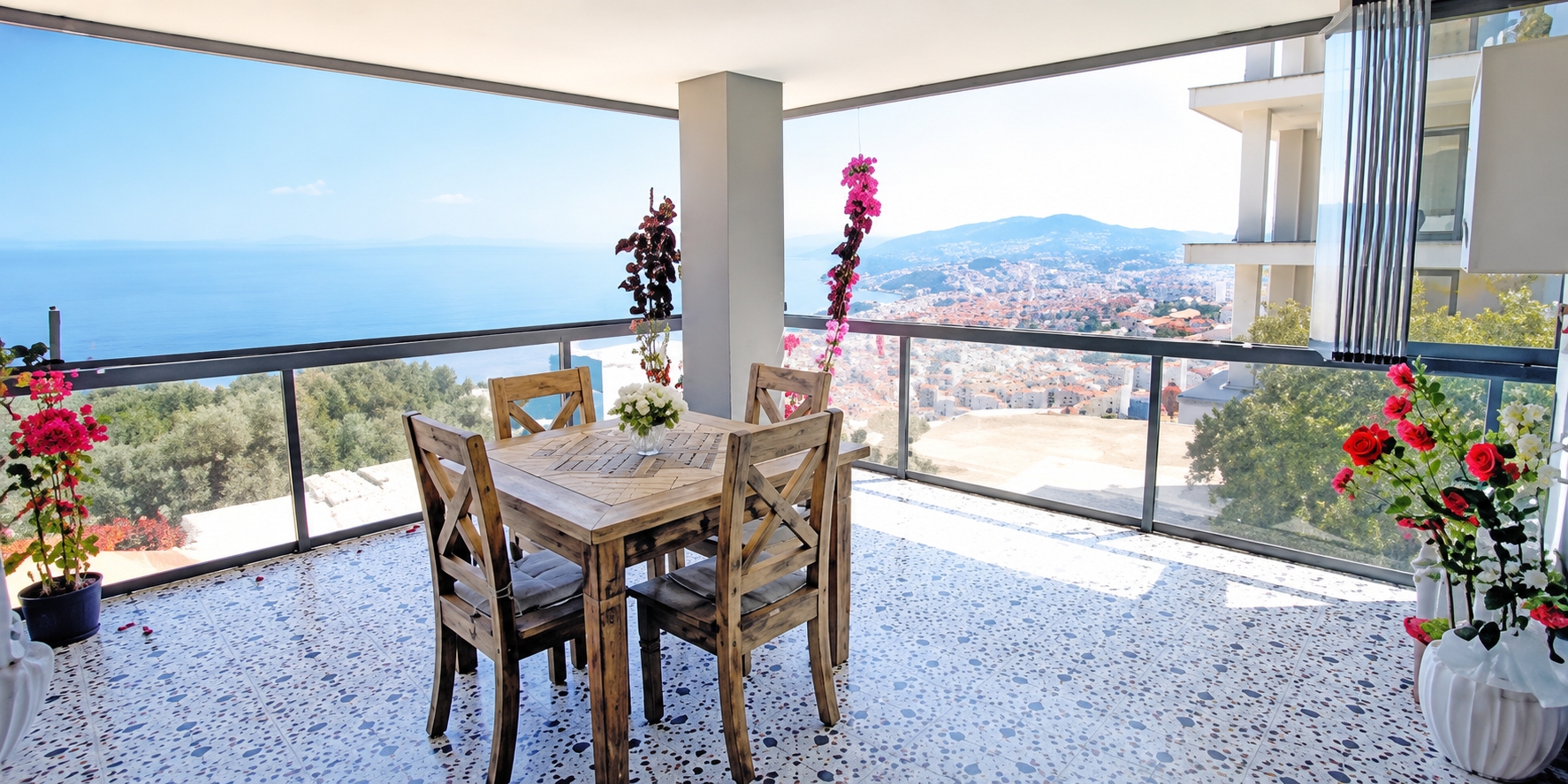 Katlanır - Sürme Cam Balkon Uygulaması